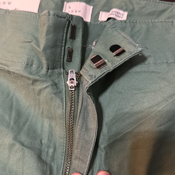 NWT straight,mid rise pants - Picture 4 of 7
